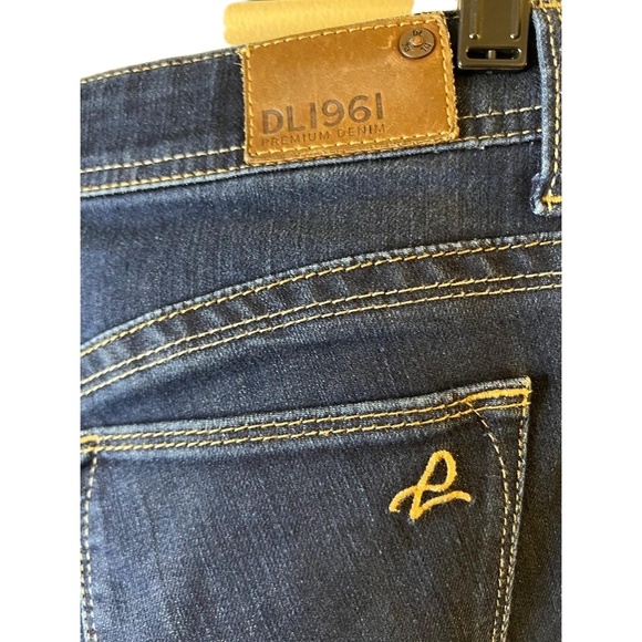 DL1961 Jennifer Dark Wash 5 Pocket High Rise 4 Way Stretch Bootcut Jeans 28 - Picture 6 of 10